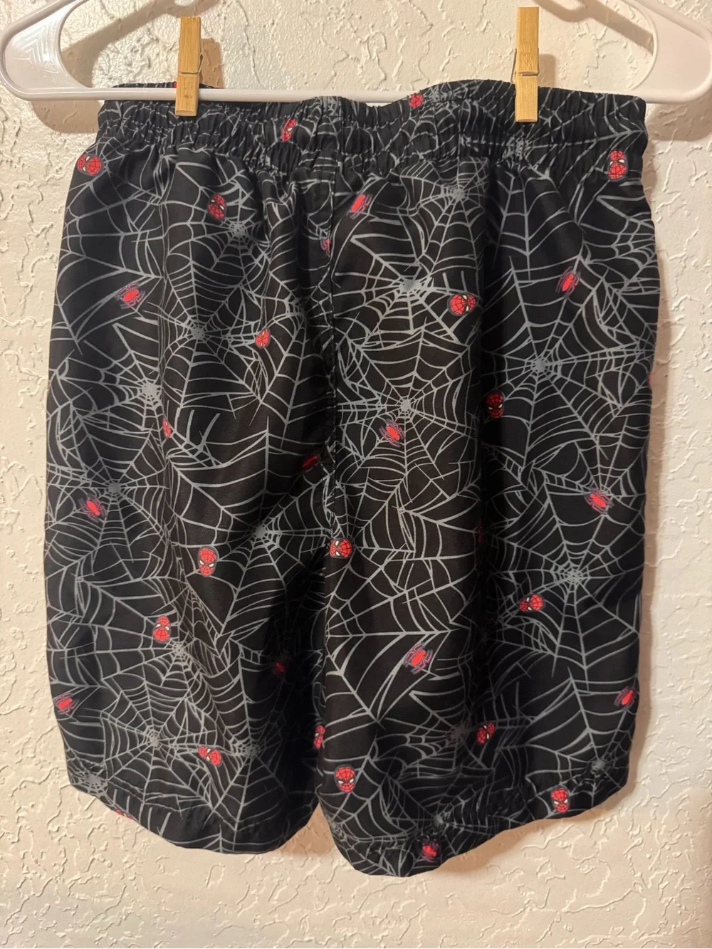 Spider-Man / Old Navy Boys Swim Trunks Mesh liner Boys size XL (14-16)